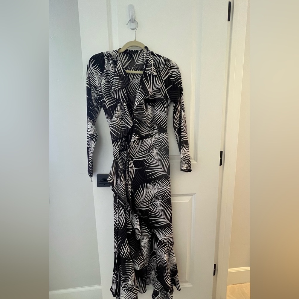 Black and white BCBG dress